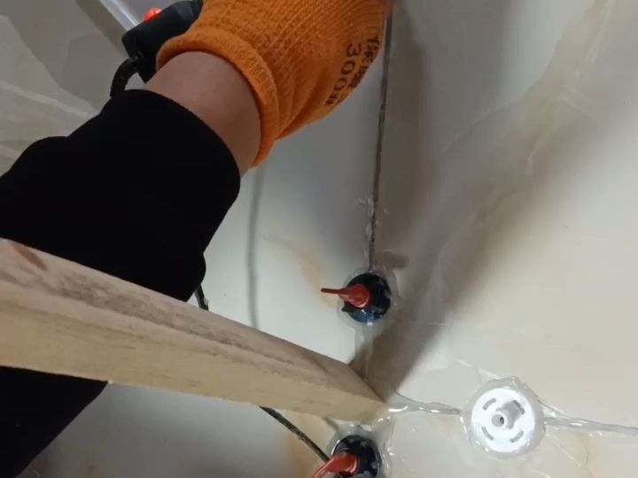 地面瓷砖空鼓最佳补救方法是什么呢(地面瓷砖空鼓最佳补救方法是什么呢视频) 地面瓷砖空鼓最佳补救方法是什么呢(地面瓷砖空鼓最佳补救方法是什么呢视频)