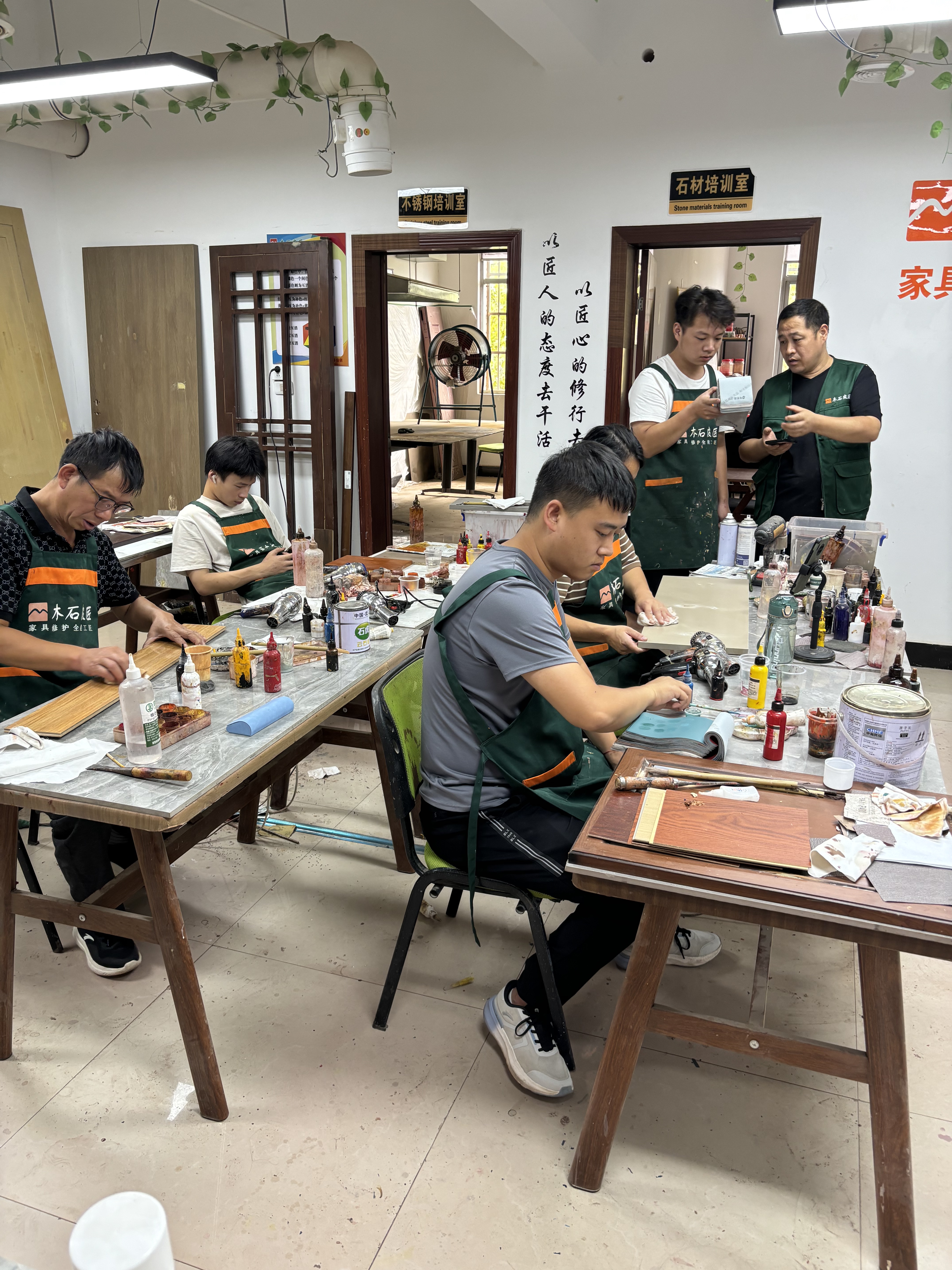 家具美容师培训价格(家具美容师培训价格多少)